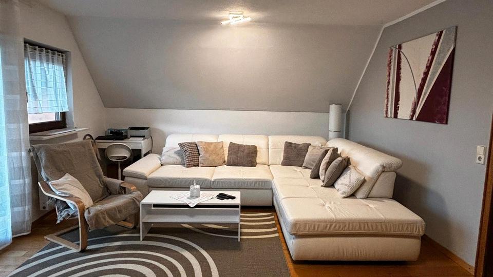 Dachgeschoßwohnung Homburg - 5 Zimmer, 112 m&sup2;, 800&euro; | Angebot:26426547