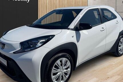 Toyota Aygo (X) 19.104 km 15.790 &euro; Quakenbrück 49610