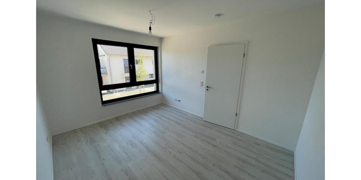 Einfamilienhaus Baesweiler - 4.5 Zimmer, 170 m&sup2;, 2.100&euro; | Angebot:26413554