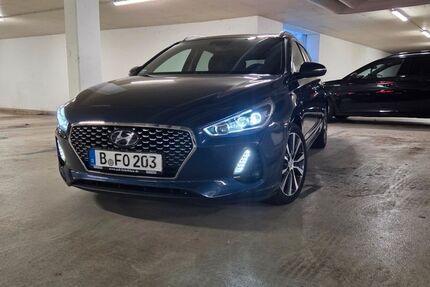 Hyundai i30 88.479 km 15.000 € Berlin 13187