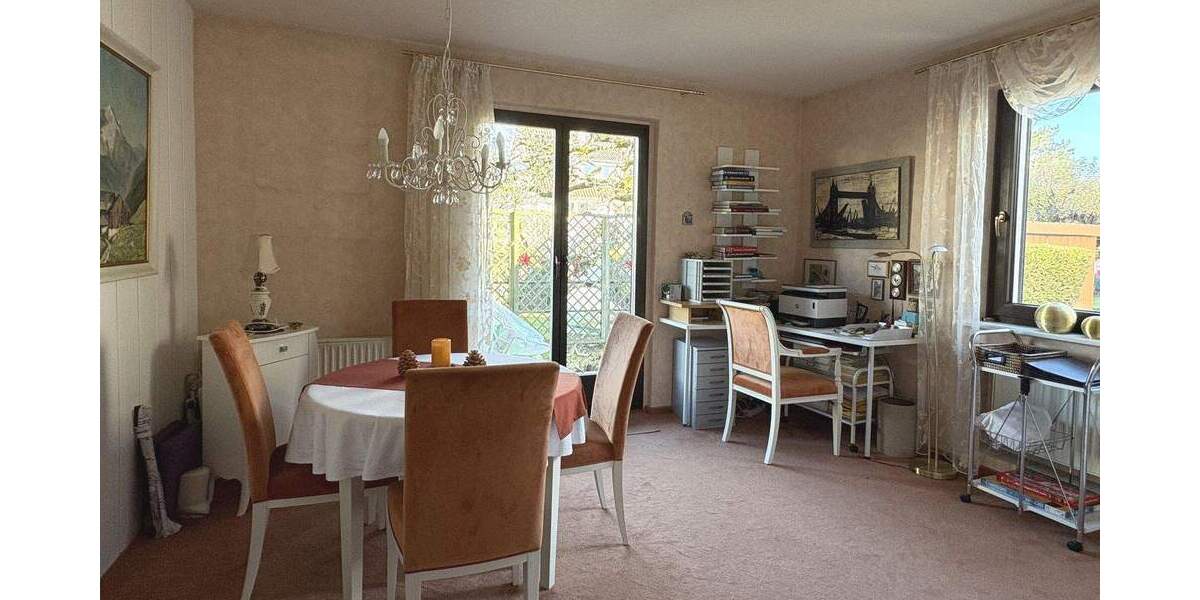 Zweifamilienhaus mit Terrasse, Garten und Garage 7 zimmer