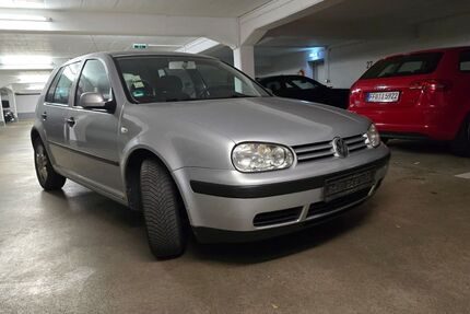 VW Golf 164.000 km 2.190 &euro; Gröbenzell 82194