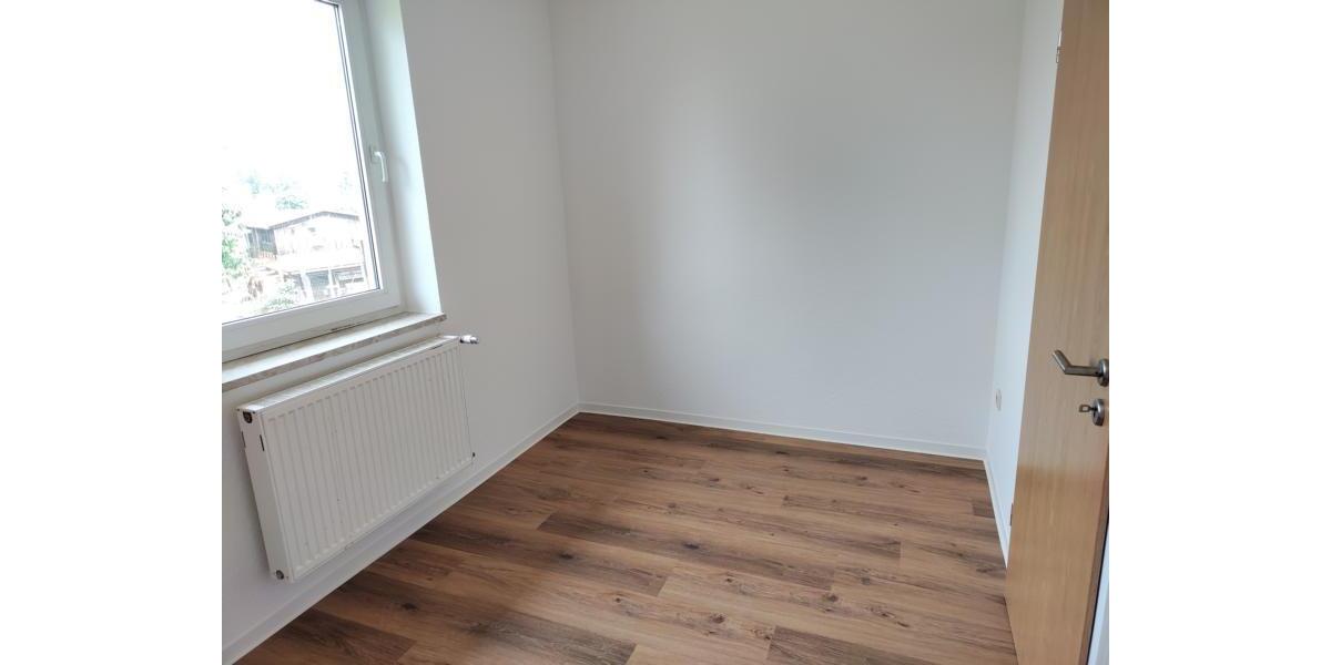 Etagenwohnung Eisleben (Lutherstadt) - 3 Zimmer, 62 m&sup2;, 390&euro; | Angebot:25376539
