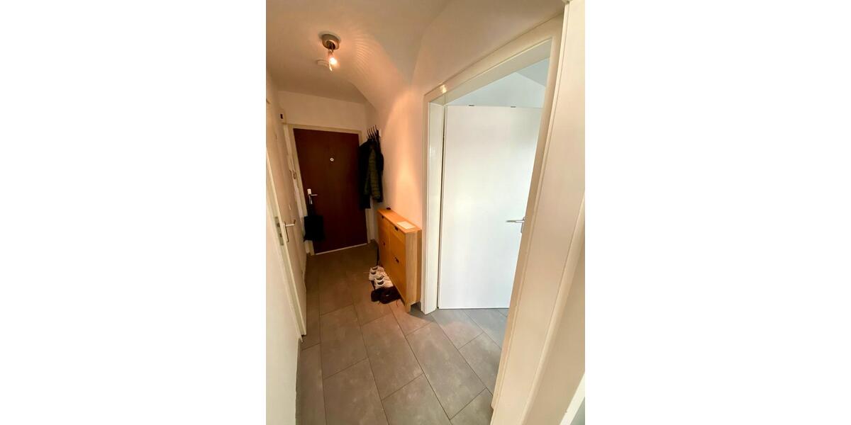 Dachgeschoßwohnung Köln Lindenthal - 2 Zimmer, 38 m&sup2;, 170.000&euro; | Angebot:25054906