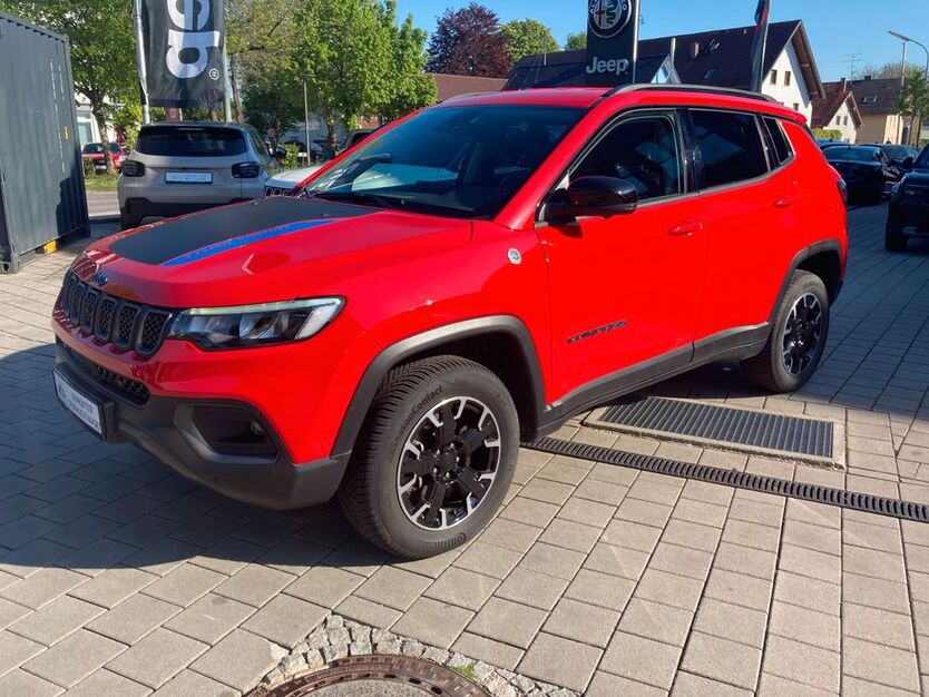Jeep Compass 29.000 km 25.990 € Ismaning 85737