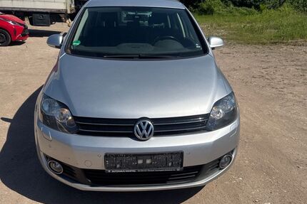 VW Golf 272.000 km 1.990 &euro; Lambrecht 67466