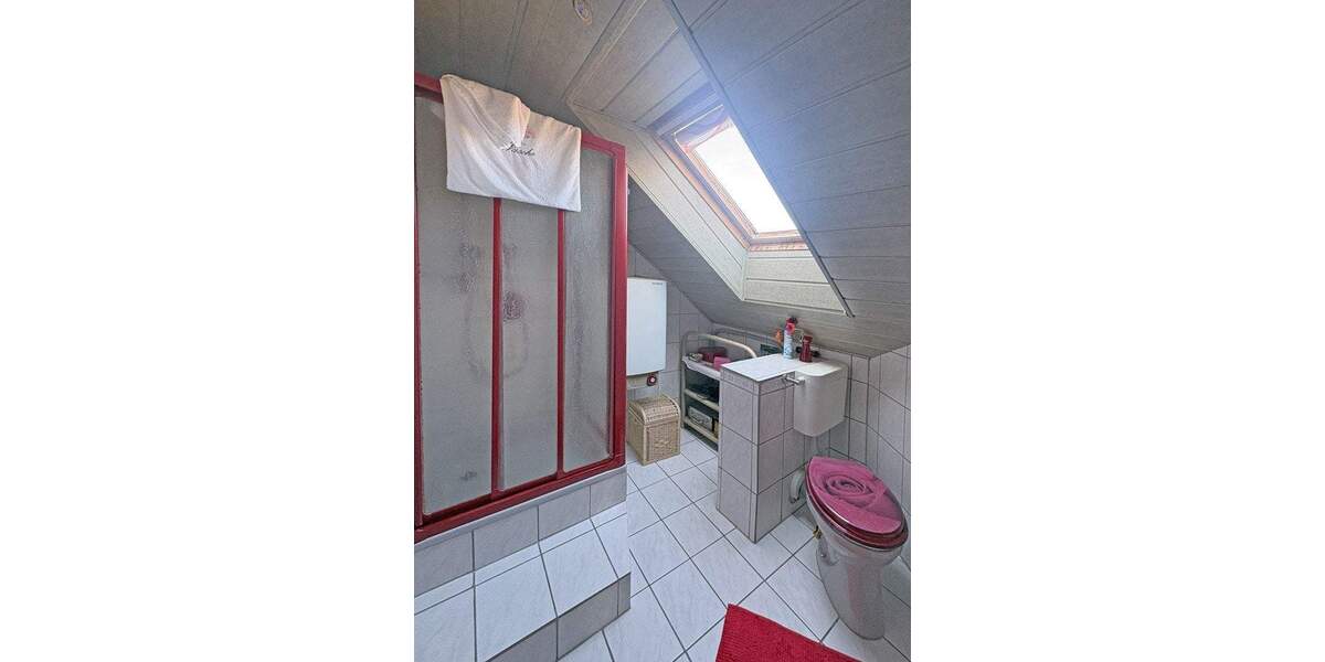 Mehrfamilienhaus, Wohnhaus Küps Schmölz - 7 Zimmer, 250 m&sup2;, 185.000&euro; | Angebot:25802805