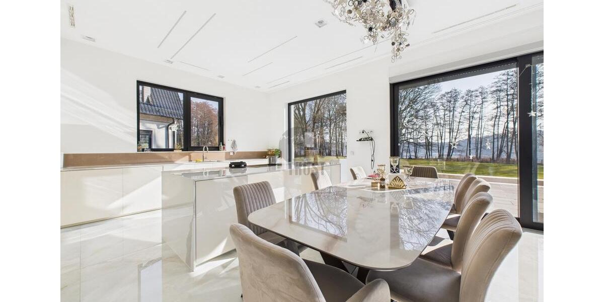 DAS BESTE AUS ZWEI WELTEN – STADTNÄHE & SEEROMANTIK IN EINEM ZUHAUSE 7 zimmer