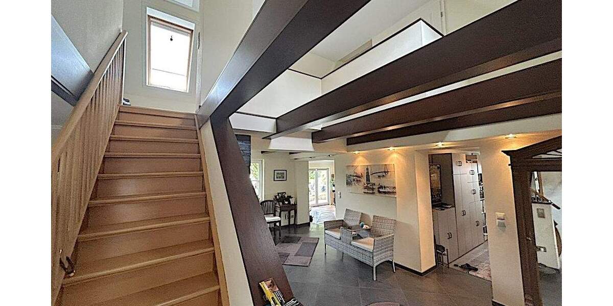 Einfamilienhaus Horst (Holstein) - 7 Zimmer, 216 m&sup2;, 670.000&euro; | Angebot:25726891