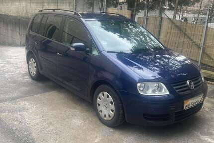 VW Touran 213.000 km 2.800 &euro; Berlin 10785