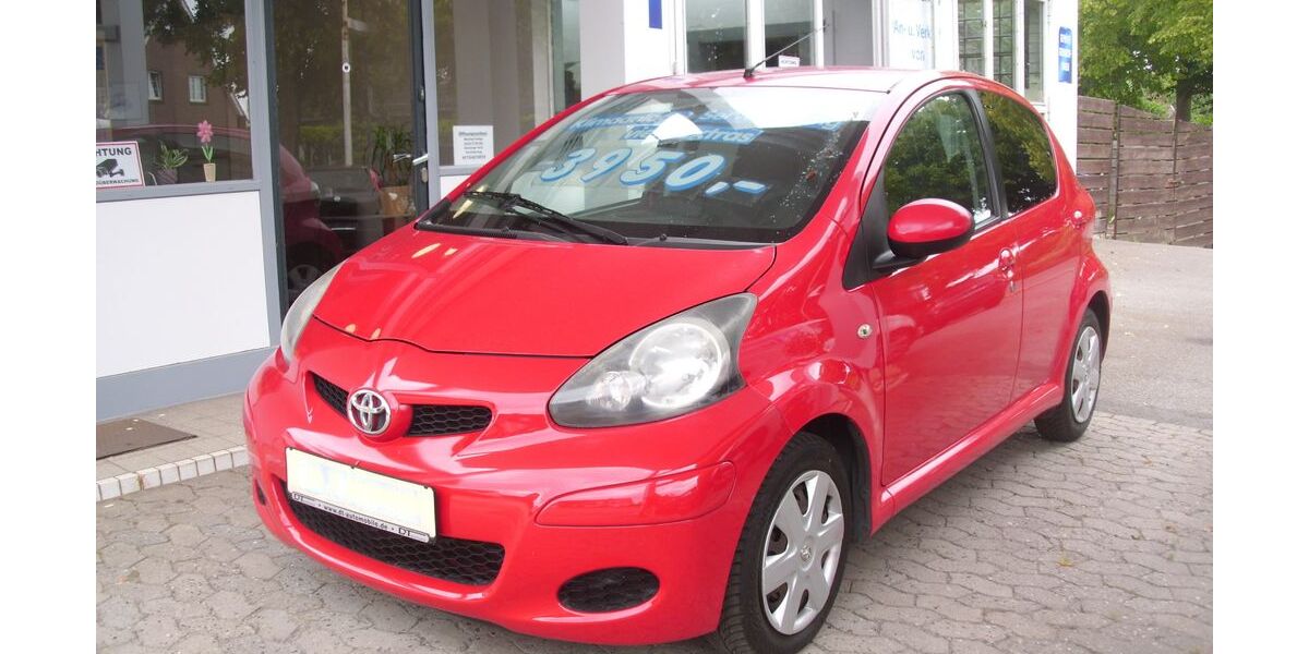 Toyota Aygo (X) 130.059 km 3.950 &euro; Kiel 24145