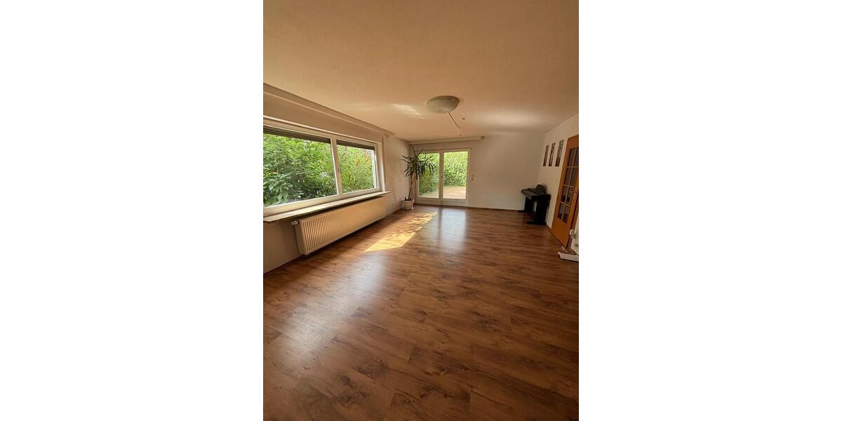 Einfamilienhaus Hameln Kernstadt - 8 Zimmer, 216 m&sup2;, 1.890&euro; | Angebot:26056469