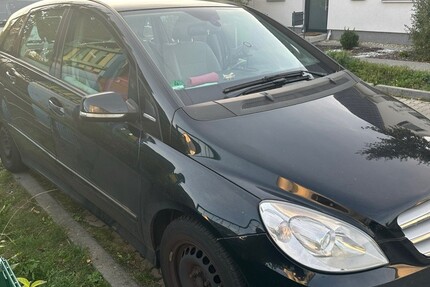 Mercedes-Benz B 150 123.000 km 8.800 € Berlin 10178