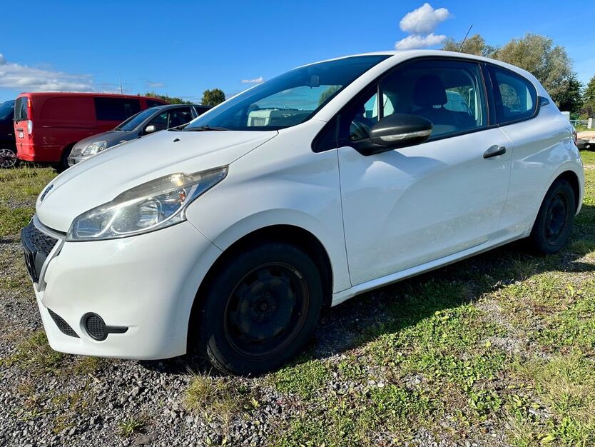 Peugeot 208 159.361 km 2.500 € Rostock 18147