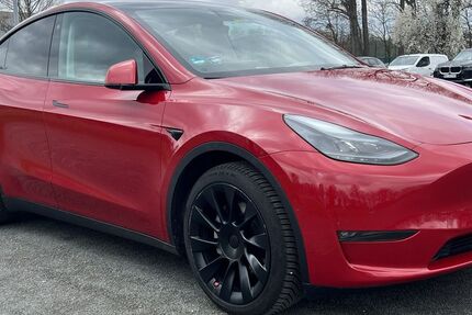 Tesla Model Y 24.500 km 36.900 &euro; Dresden 01067