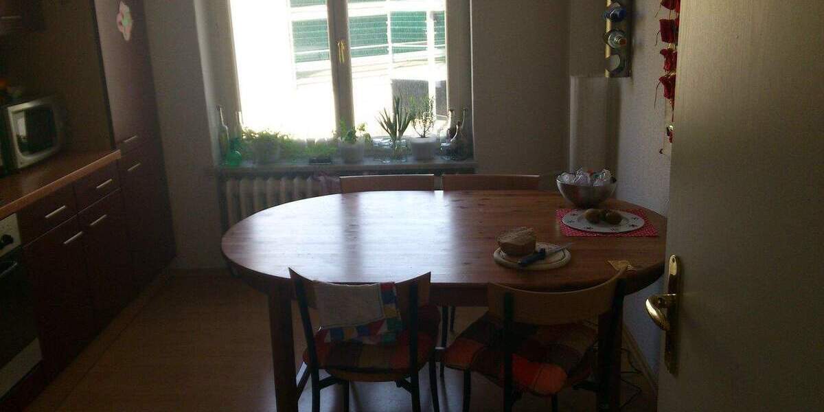 Zimmer Halle (Saale) Innenstadt - 215&euro; | Angebot:25423302