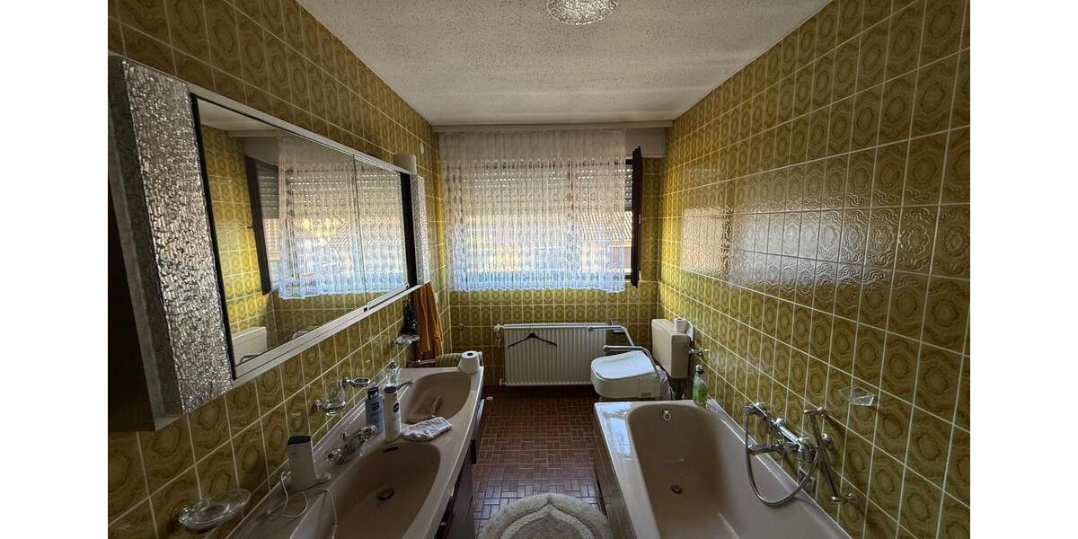 Einfamilienhaus Wadgassen - 11 Zimmer, 270 m&sup2;, 349.000&euro; | Angebot:25323564