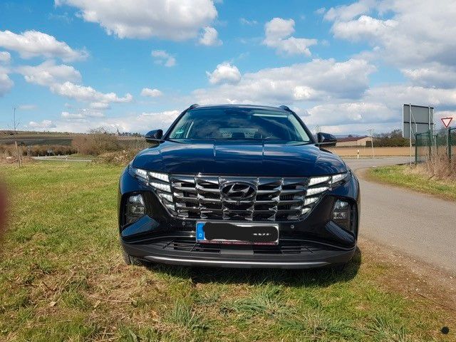 Hyundai TUCSON 58.000 km 25.300 € Bingen 55411