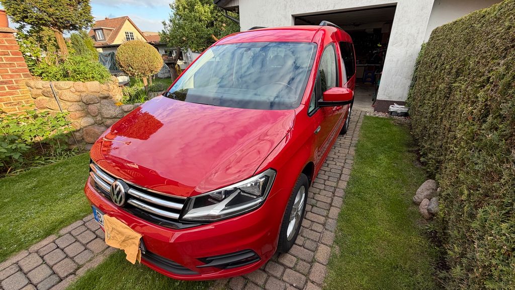 VW Caddy Maxi 99.500 km 22.555 &euro; Berlin 12557