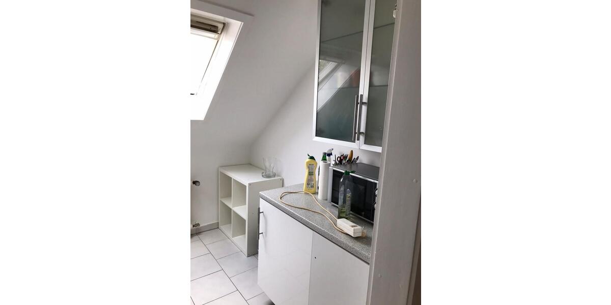 Dachgeschoßwohnung Heiligenhaus - 2 Zimmer, 48 m&sup2;, 350&euro; | Angebot:24827996