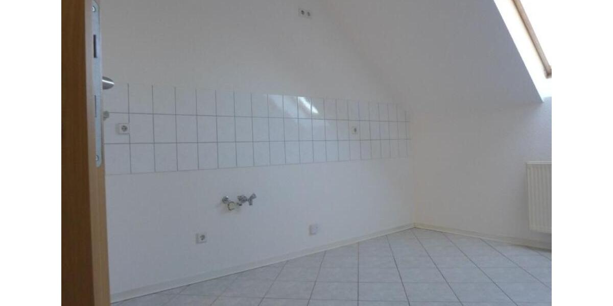 Dachgeschoßwohnung Chemnitz Bernsdorf - 3 Zimmer, 67 m&sup2;, 66.000&euro; | Angebot:25218828