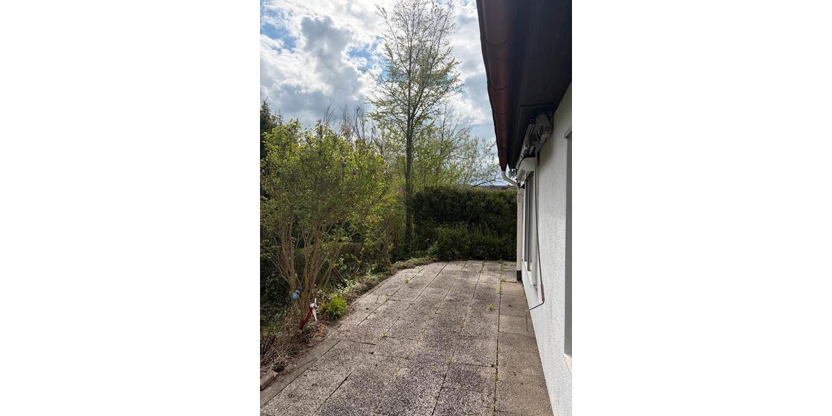 Etagenwohnung Marburg Cappel - 5 Zimmer, 150 m&sup2;, 480&euro; | Angebot:26299967