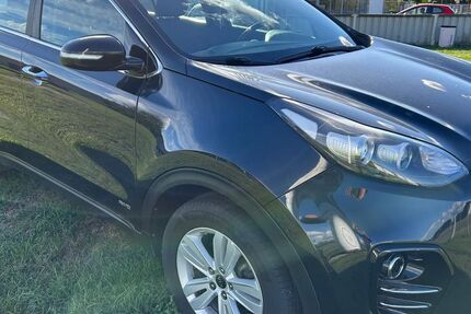 Kia Sportage 143.200 km 12.495 € Herbsleben 99955