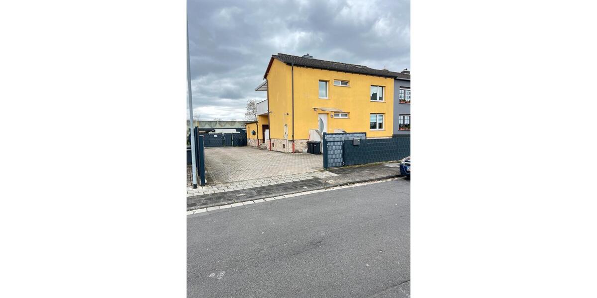 Mehrfamilienhaus, Wohnhaus Obertshausen - 6 Zimmer, 160 m&sup2;, 2.250&euro; | Angebot:26016675