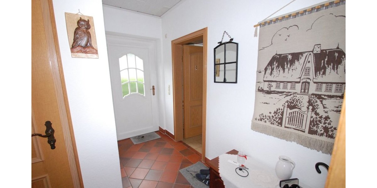Walmdachbungalow in Marne - Stilvolles Wohnen mit Gartenblick und Wintergarten! - Bungalow Marne | Angebot:26835885