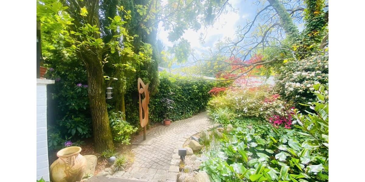 Bungalow Mönchengladbach Nord - 7 Zimmer, 260 m&sup2;, 1.200.000&euro; | Angebot:27194844