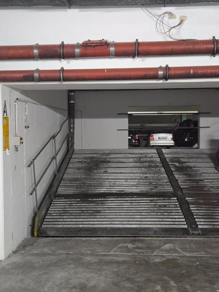 Tiefgarage Stellplatz Duplexparker oben Provisionsfrei ab sofort