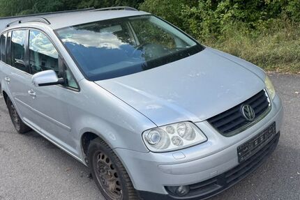 VW Touran 252.900 km 2.490 &euro; Schweinfurt 97422