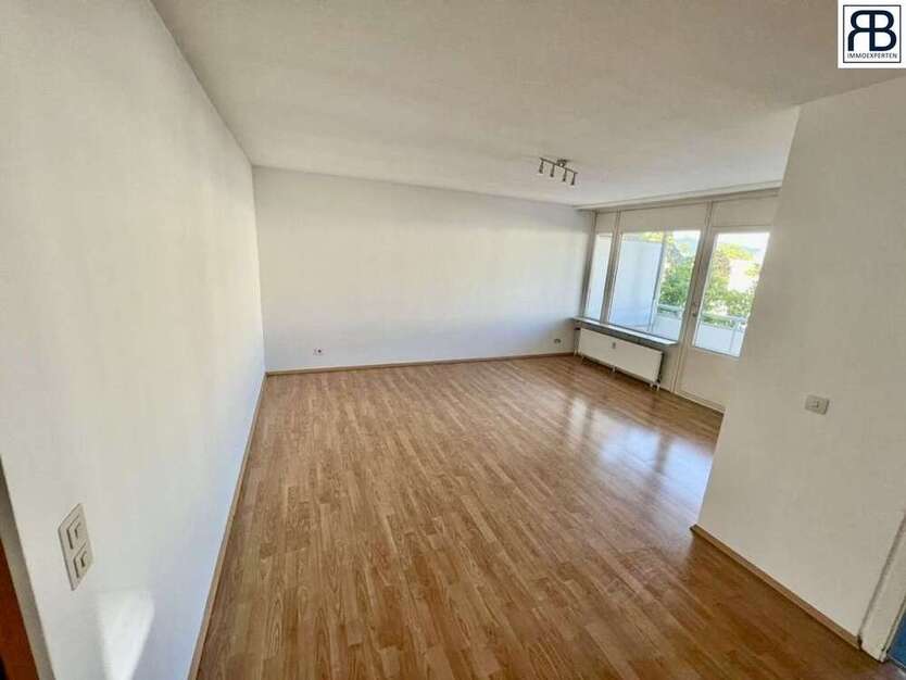 Wohnung zum Kaufen in Bonn 249.000 € 83 m²