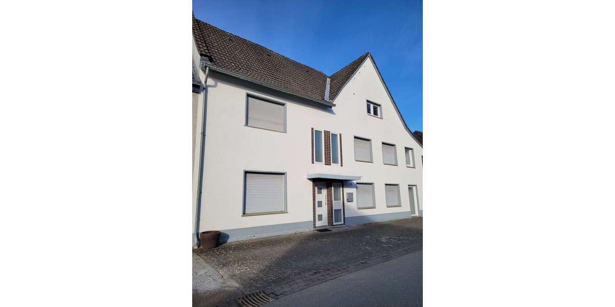 Einfamilienhaus Geseke - 6 Zimmer, 150 m&sup2;, 1.000&euro; | Angebot:24717507