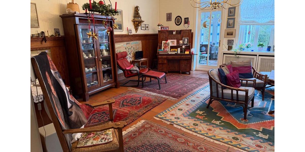 Hochparterre Delligsen - 5 Zimmer, 153 m&sup2;, 1.250&euro; | Angebot:26604199