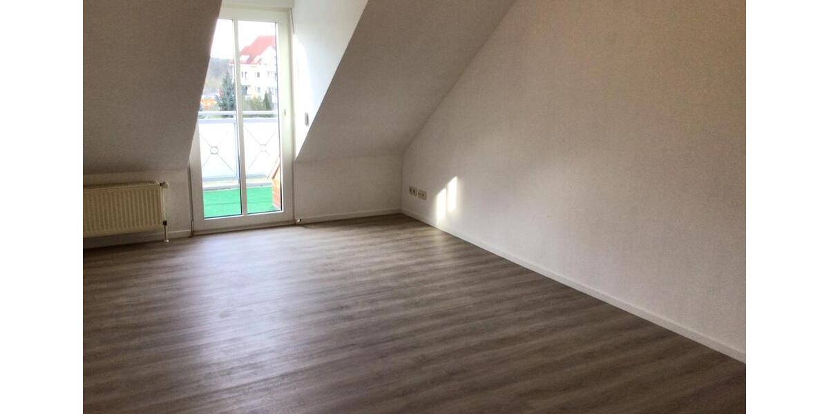 Dachgeschoßwohnung Crivitz - 2 Zimmer, 55 m&sup2;, 580&euro; | Angebot:26062118