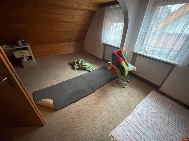 Einfamilienhaus Pfreimd - 5 Zimmer, 110 m&sup2;, 215.000&euro; | Angebot:26549698