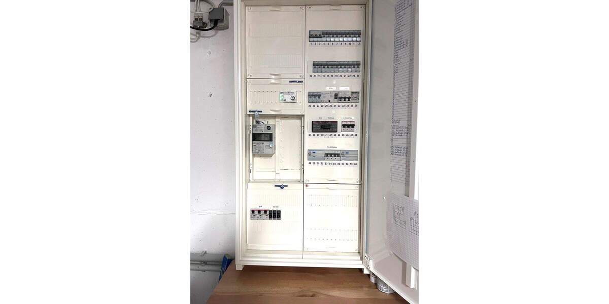 Elegantes 7 Zimmer Reihenendhaus in Rheinbach 170 qm WFL und 398 Grd. 7 zimmer