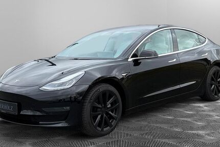 Tesla Model 3 131.459 km 21.990 &euro; Waldfeucht 52525
