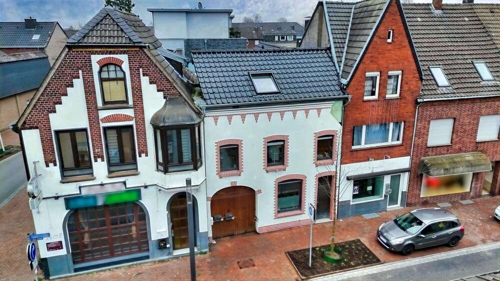 Einfamilienhaus Geldern - 7 Zimmer, 200 m&sup2;, 299.000&euro; | Angebot:24910741