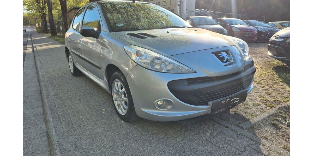 Peugeot 206 99.000 km 3.499 &euro; Hadamar 65589