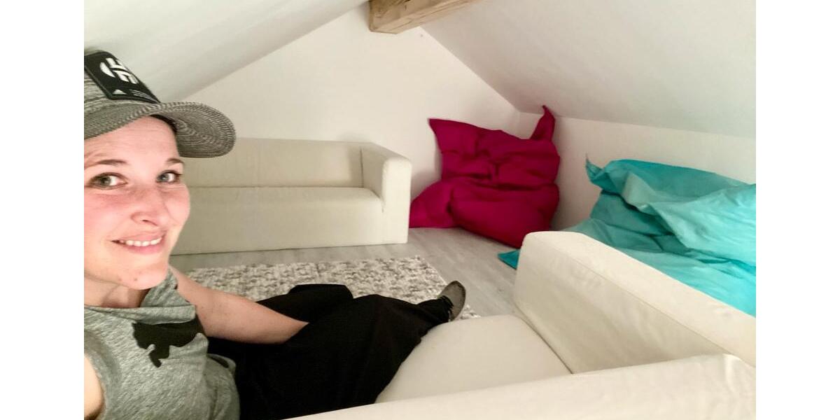 Dachgeschoßwohnung Berlin Lichtenberg - 3 Zimmer, 80 m&sup2;, 1.400&euro; | Angebot:26336509