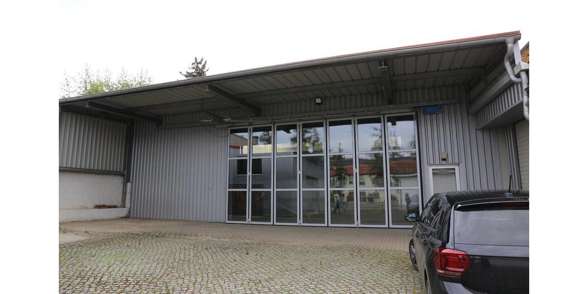 Reihenhaus Apolda - 9 Zimmer, 200 m&sup2;, 375.000&euro; | Angebot:22986914