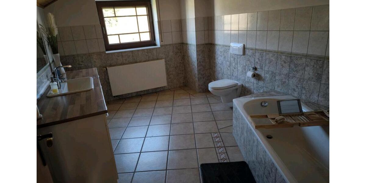 Einfamilienhaus Schleiden - 5 Zimmer, 150 m&sup2;, 365.000&euro; | Angebot:25840878