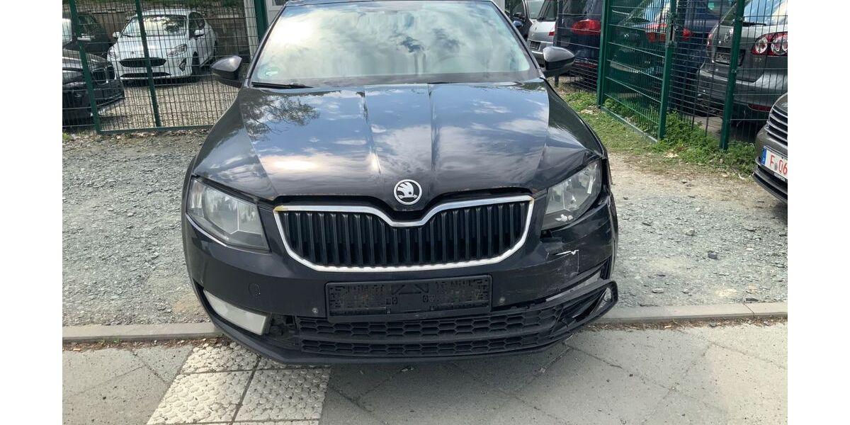 Skoda Octavia 378.387 km 3.650 &euro; Frankfurt am Main 60486