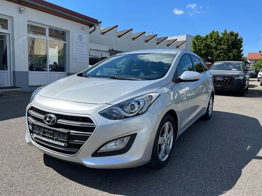 i30