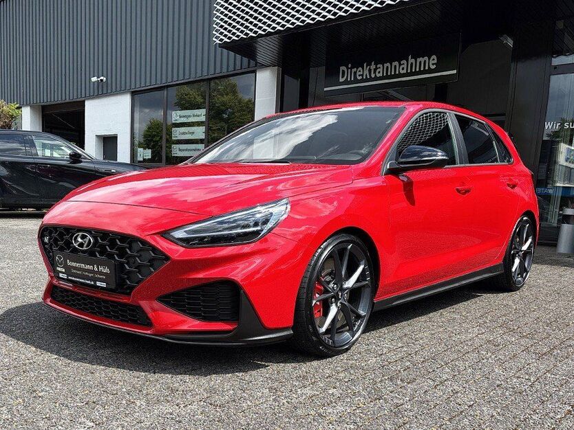 Hyundai i30 44.135 km 29.980 € Dortmund 44263