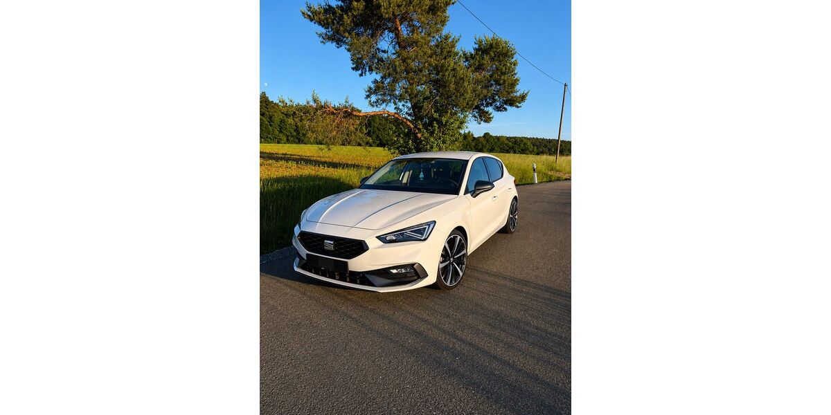 Seat Leon 76.000 km 17.900 &euro; Plankenfels 95515