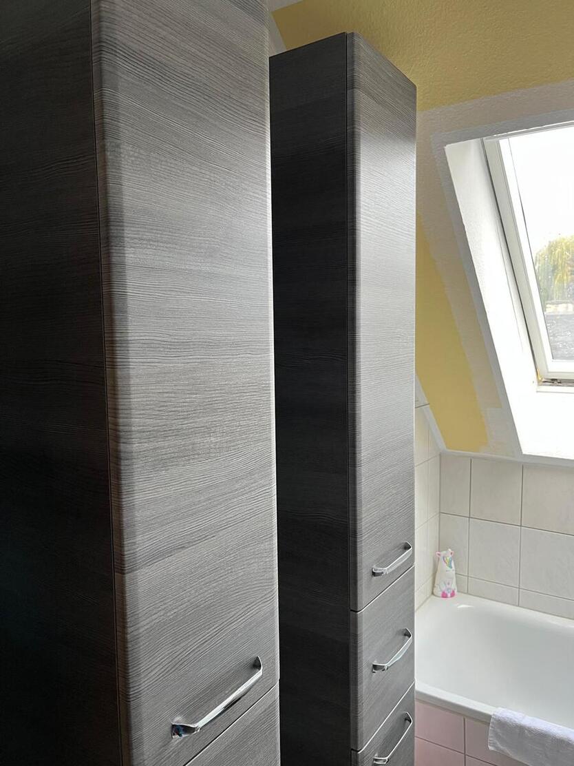 Helle 3,5-Zimmer-Galeriewohnung in Mockritz mit Balkon ( EBK + weitere Möbel können erworben werden) 2.5 zimmer