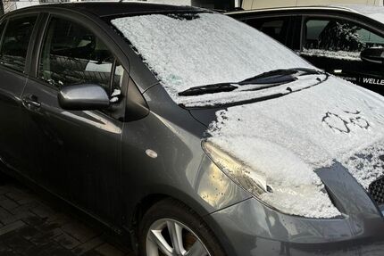 Toyota Yaris 200.000 km 4.200 &euro; Herford 32052